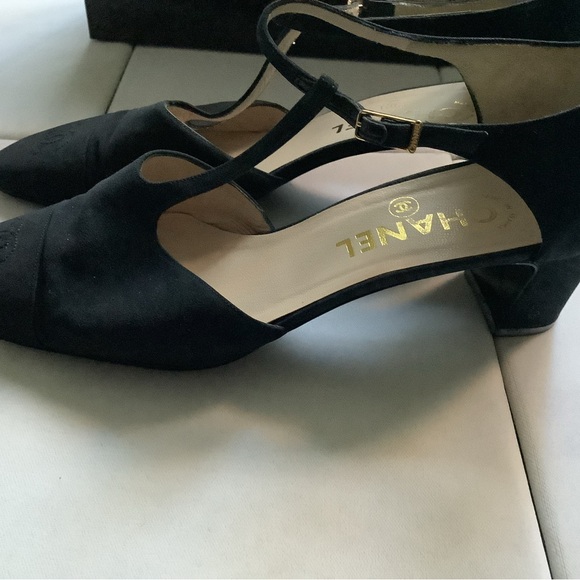 CHANEL Black T-strap Satin Women's Shoes - Picture 5 of 11